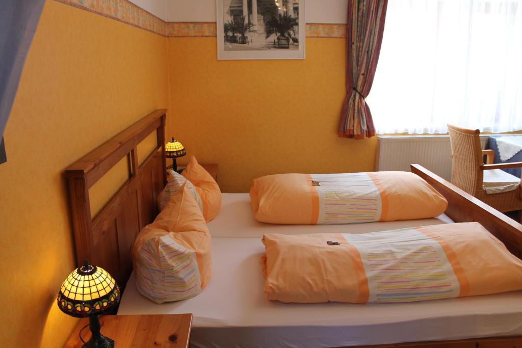 Kreuzerhof Hotel Garni Rothenburg ob der Tauber Habitación foto
